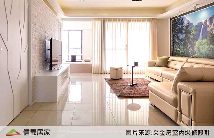 白色客廳室內裝潢設計，包括電視牆、L型沙發裝潢圖片