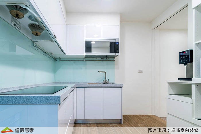 白色廚房室內裝潢設計，包括流理台裝潢圖片