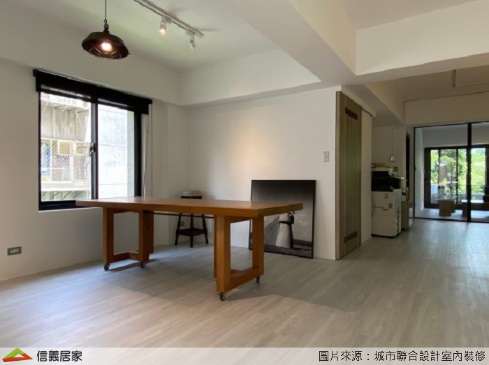 白色商業空間,白色辦公室室內裝潢設計，包括茶几裝潢圖片